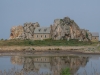 Haus zwischen den Felsen